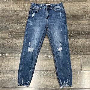 GOGO Distressed Dark Wash Women’s Jeans size 5